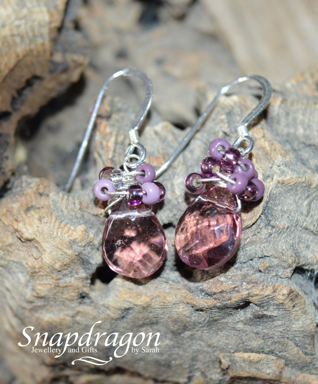 sterling Silber Lila Draht Gewickelt Briolette Ohrringe, Damen Baumeln Tropfen Ohrringe sterling Silber Lila Draht Gewickelt Briolette Ohrringe, Damen Baumeln Tropfen Ohrringe von SnapdragonbySarah