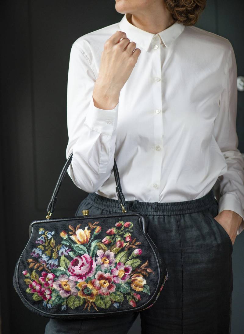 Floral Nadelspitze Gerahmte Tasche Retro Schwarz Blumengeschenk. Boho Handtasche Henkeltasche Geldbörse Stickerei Rosen Muster Vintage. Schicke von SnazzyBirds