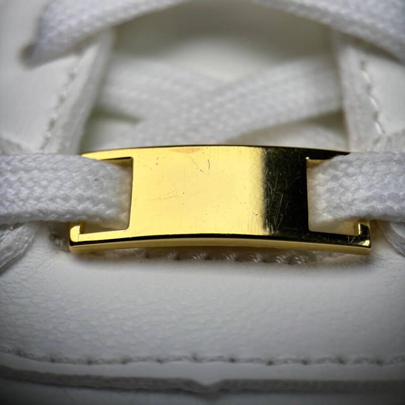 Goldene Sneaker-Schuhanhänger - Luxus-Metall Lace Tags Für Sneaker, 2Er-Set Goldene Sneaker-Schuhanhänger - Luxus-Metall Lace Tags Für Sneaker, 2Er-Set von Sneakeez