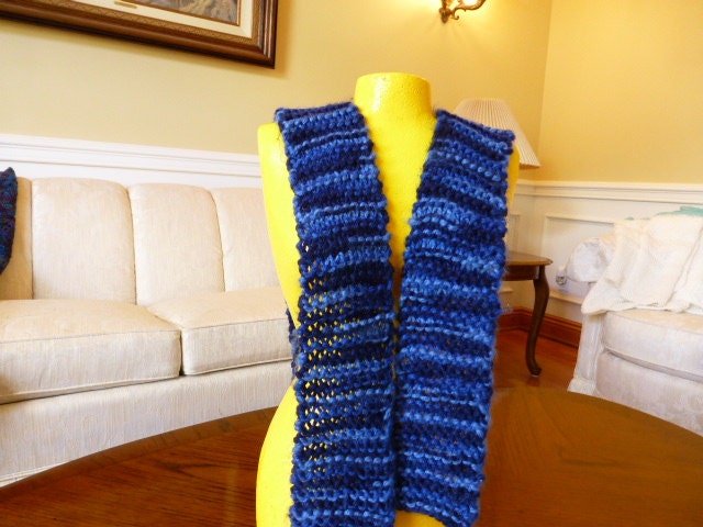 Blau Toned Schal Blau Toned Schal von SnowbeltComforts