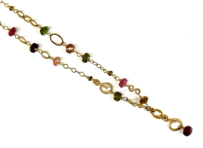 Halskette - Einzigartige Multi Farbige Turmalin Und Gold Fill von SnowlilyStudios