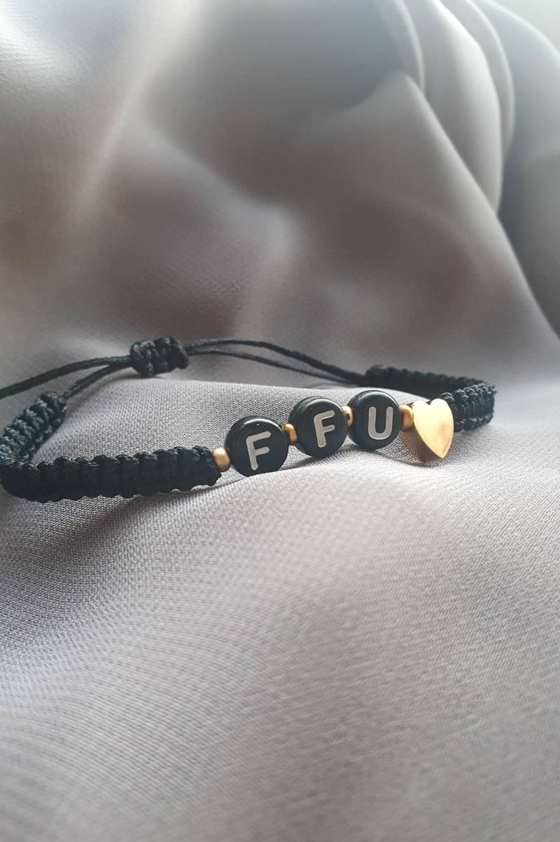 Customized Makramee Armband Mit Perlen von Snowwdrop