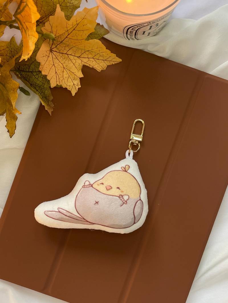 Cozy Pillow-Keychain Booty Bird von Snuut