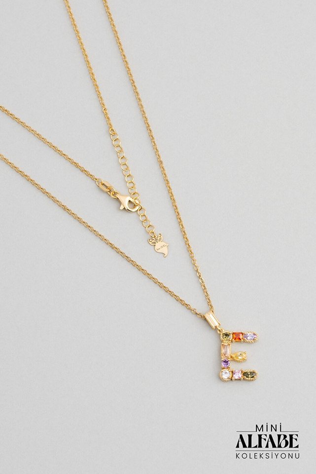 So CHIC... Collier Mini Brief E Sonnenlicht Farbe 18K Gelbgold beschichtet 45 Cm Silber H von So CHIC...