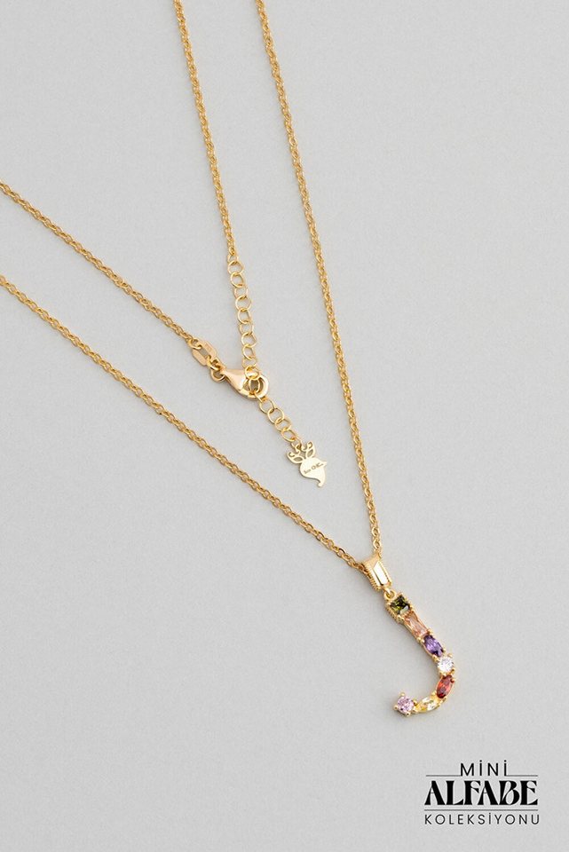 So CHIC... Collier Mini J Brief Sonnenlicht Farbe 18K Gelbgold plattiert Silber Halskette von So CHIC...