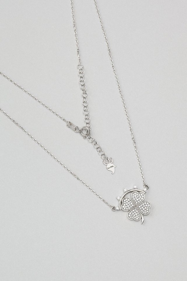 So CHIC... Kette mit Einhänger Göttin Glück 18K Weißgold Plattierte Kette von So CHIC...