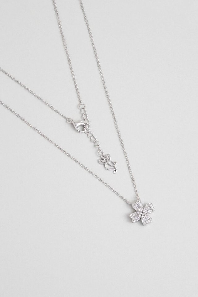 So CHIC... Kette mit Einhänger Trapez Blume 18K Weißgold Plattiertes Collier von So CHIC...