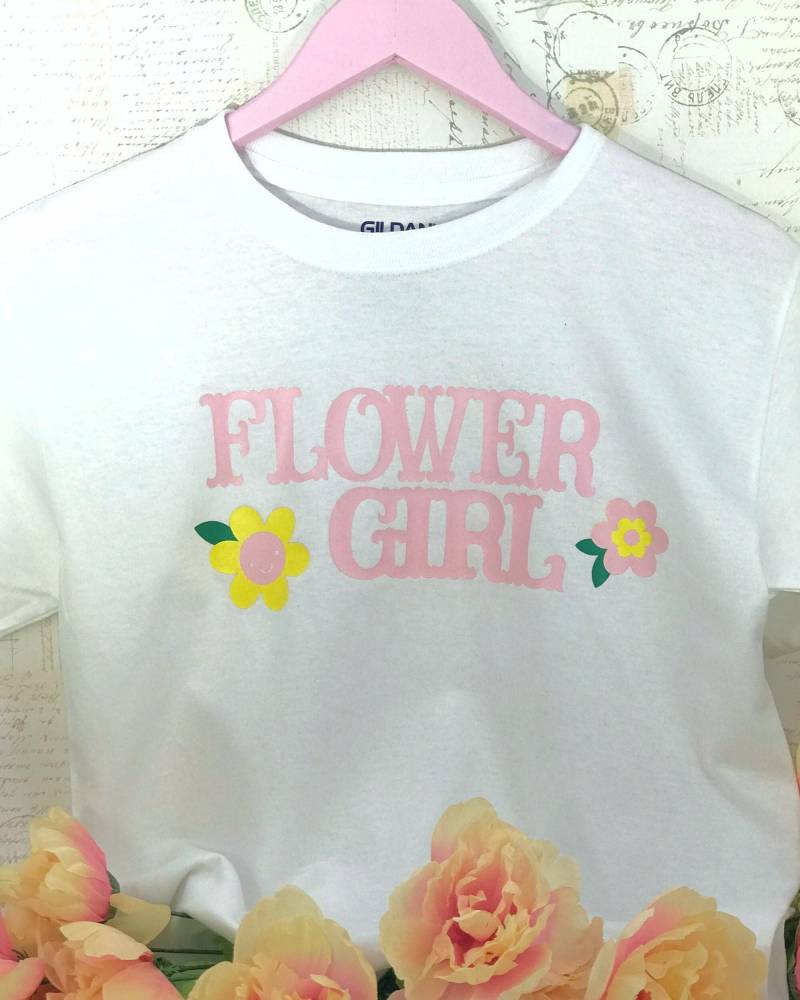 Flower Girl T-Shirt | Hochzeit Party T Shirt Individuelles von SoBeautifulGiftBoxes