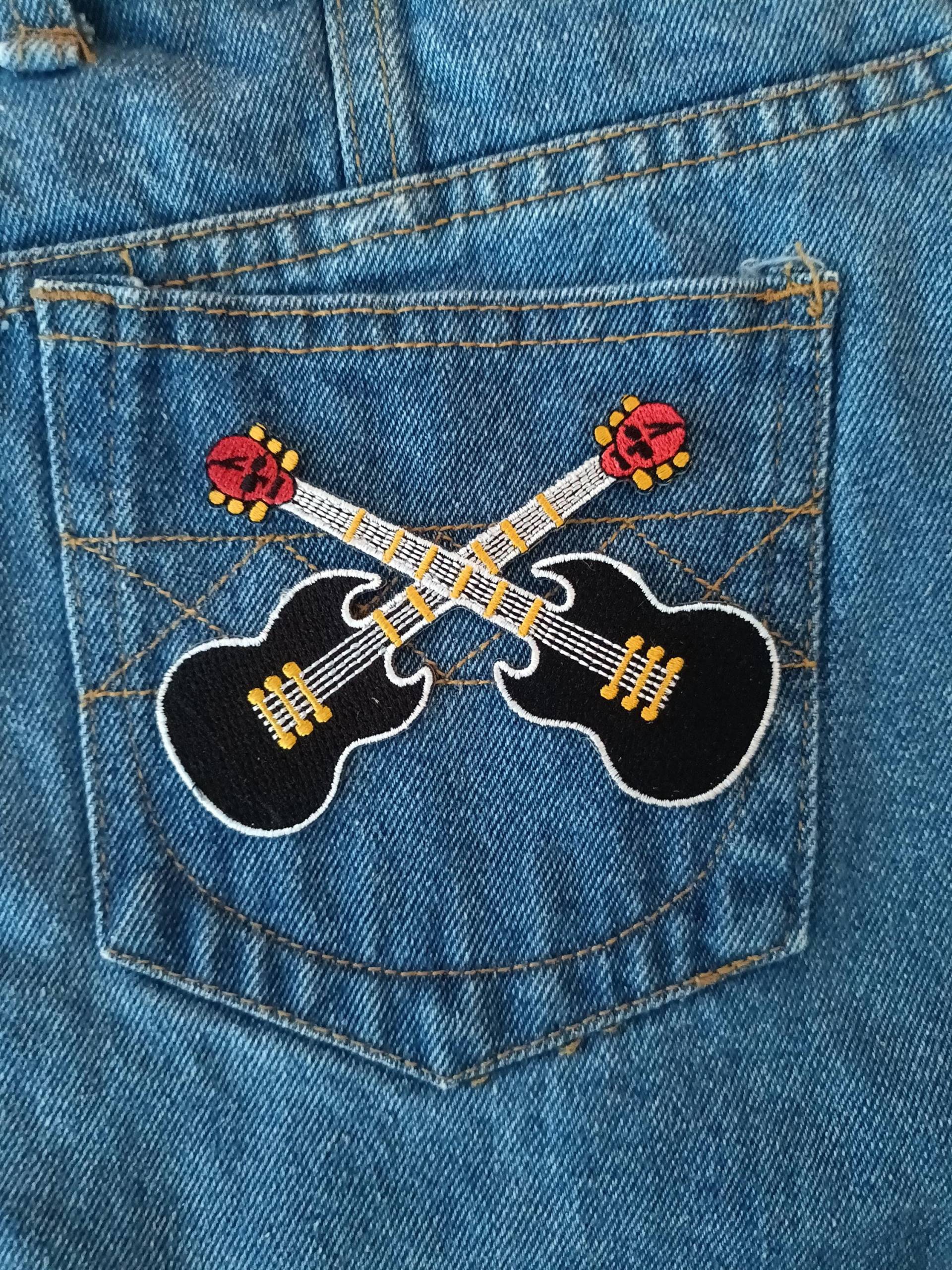 Gitarre Musik Song Patch Cooles Abzeichen Aufnäher Zum Aufbügeln Für Jacken Jeans Mützen T-Shirt Diy Einzigartiges Geschenk Gitarre Musik Song Patch Cooles Abzeichen Aufnäher Zum Aufbügeln Für Jacken Jeans Mützen T-Shirt Diy Einzigartiges Geschenk von SoCutePatches