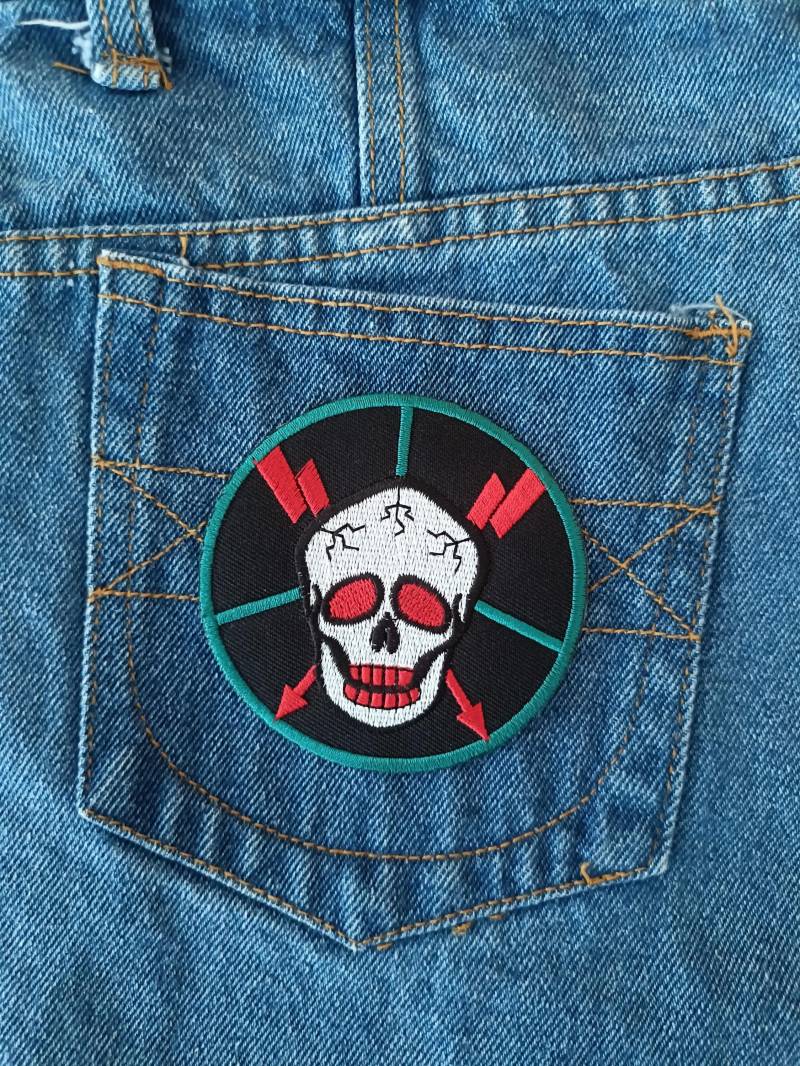 Pfeil Totenkopf Aufnäher Cartoon Cool Badge Patch Für Jacken Jeans Mützen T-Shirt Diy Einzigartiges Geschenk Pfeil Totenkopf Aufnäher Cartoon Cool Badge Patch Für Jacken Jeans Mützen T-Shirt Diy Einzigartiges Geschenk von SoCutePatches