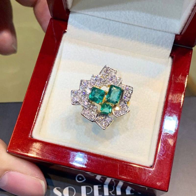 Cluster 2.27Tcw Smaragd Vs Diamant 18 K Solide Weißgold Ring Blume Zufällig Sortiert Verlobung Hochzeit Sambia Großen Halo Moderne Natürliche Drei von SoPerfectJewelry