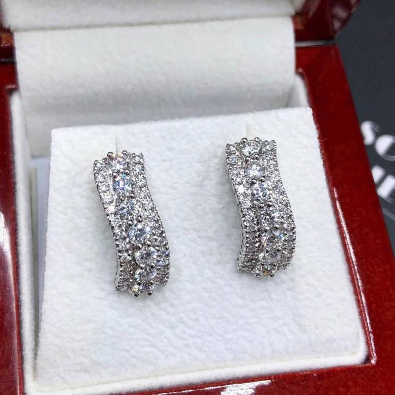 Funkelnde Diamanten in 18K Weißgoldohrringe 1.53Tcw Handgefertigte Unikat Von Einer Art Reifen Stud Cocktail Hochzeit Natürliche Lange Deco von SoPerfectJewelry