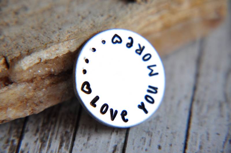 Love You More Pocket Token - Zeichen Der Liebe, Andenken Jubiläumsgeschenk Für Ehemann Geschenk Freund Hochzeitstoken Hug Love You More Pocket Token - Zeichen Der Liebe, Andenken Jubiläumsgeschenk Für Ehemann Geschenk Freund Hochzeitstoken Hug von SoSimplyQuaint