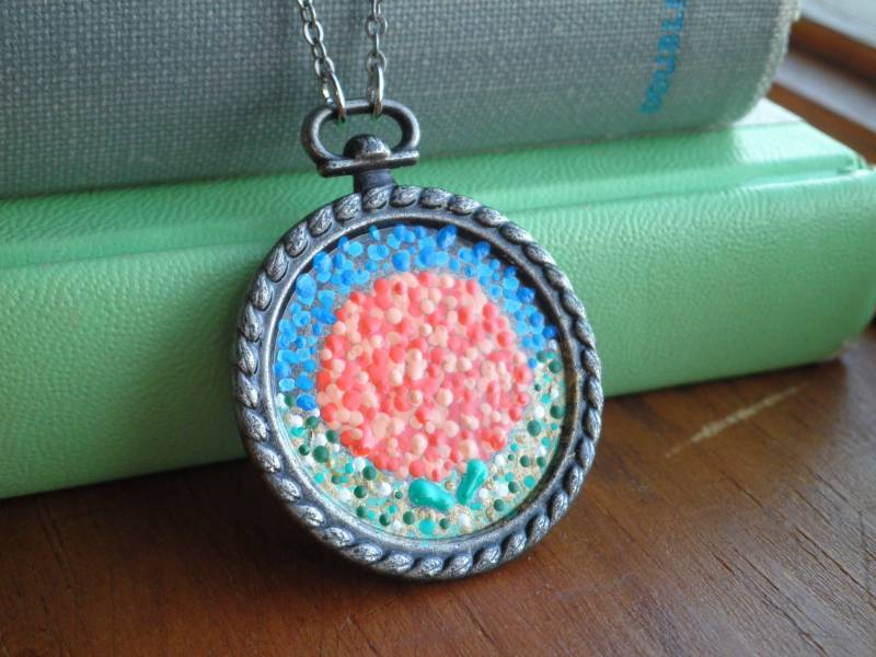 Orange Blume Halskette - Boho Handbemalt Dot Art Pointillismus Retro-Hortensie Schmuck Geschenk Kleine Kunst Blumen von SoVeryCharming
