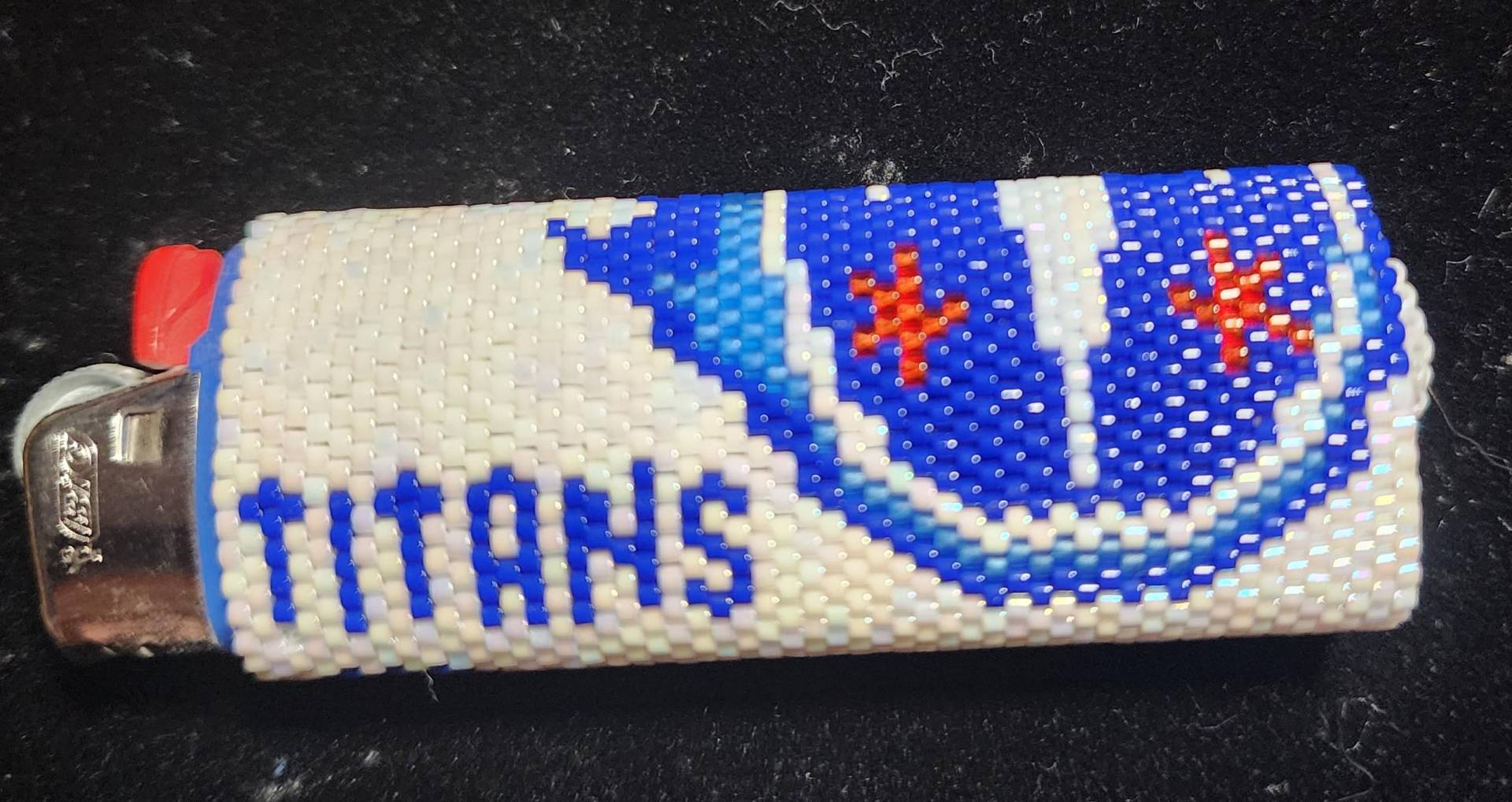 Titan Handperlen Feuerzeugetui Titan Handperlen Feuerzeugetui von SoaringHawkTraders