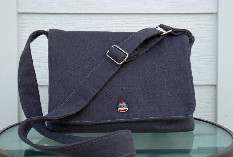 Nelson - Verstellbaren Kreuz Körper Gurt Mini-Messenger-Reise-Handtasche Grau B Affe Futter von SobeSataCo