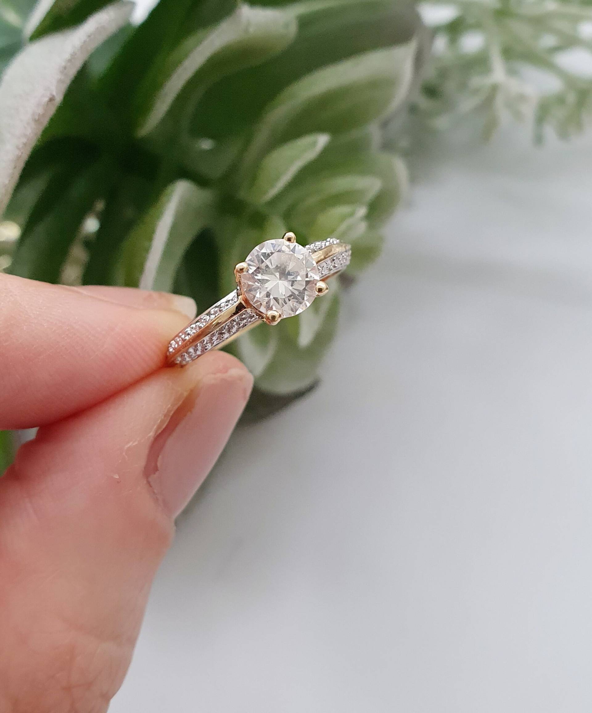 Vintage 14 Karat Gold & Cubic Zirkonia Solitaire Ring. Größe L | Eu 53 Kostenlose Größenänderung. Schmuck. Hochzeit, Verlobungsring von SobelleJewellery