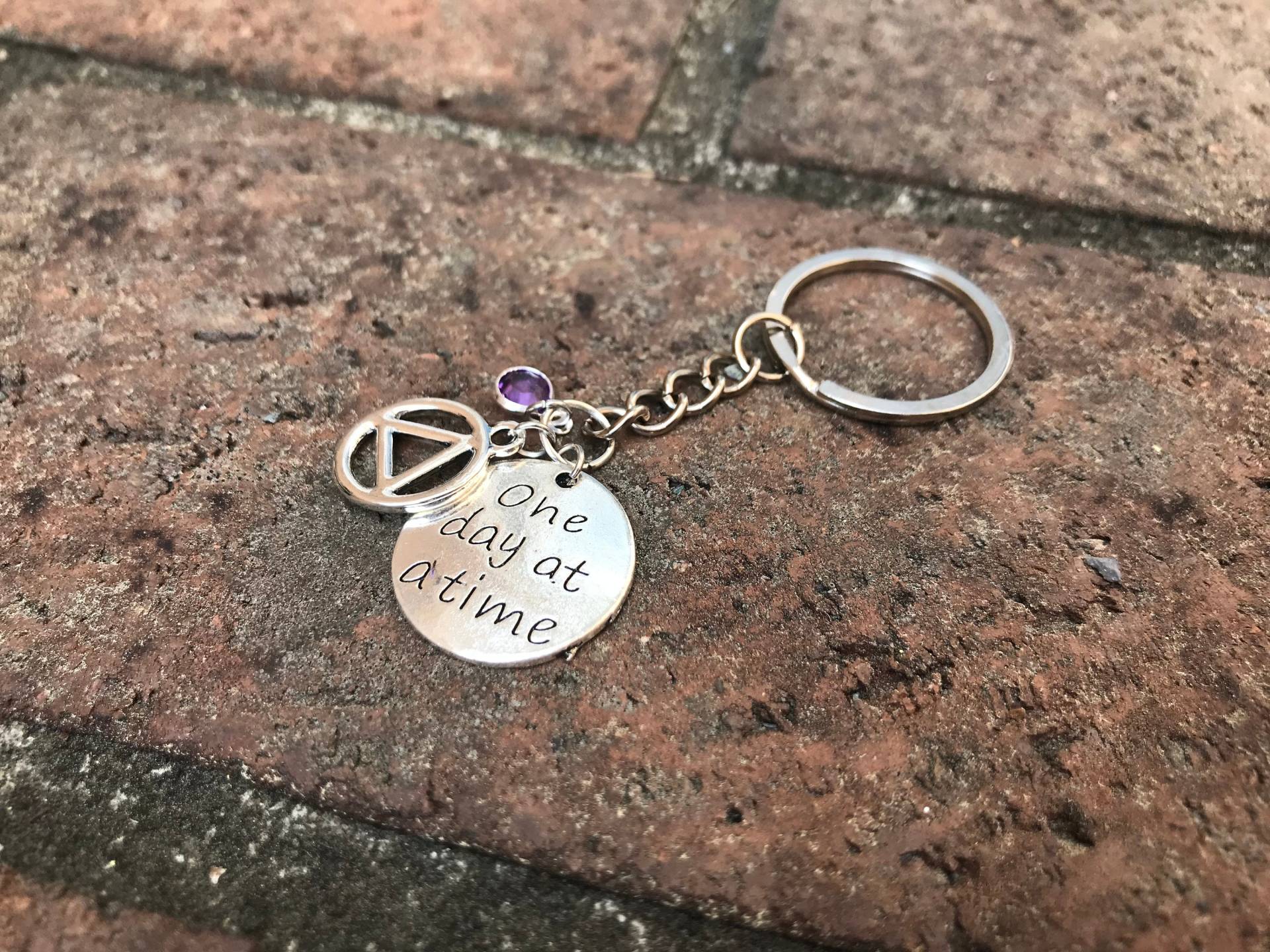 Aa Oder Na Nüchternheit Schlüsselanhänger Schmuck Sponsor Sponsee Weihnachtsgeschenk Nüchterne Jahrestagsgeschenk Erholung Geschenk 12 Schritt Aa Oder Na Nüchternheit Schlüsselanhänger Schmuck Sponsor Sponsee Weihnachtsgeschenk Nüchterne Jahrestagsgeschenk Erholung Geschenk 12 Schritt von SobrietyTribe