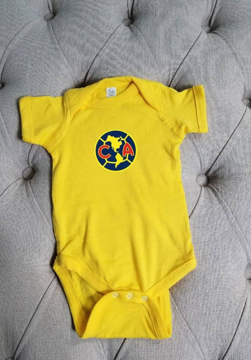 Club Amerika Baby Jumpsuit von SoccerCity