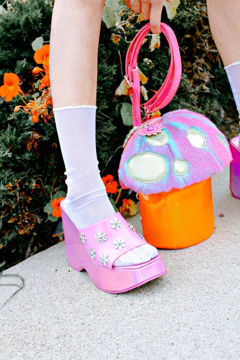 Diamond Sheer Crew Sock | Weiß von SockSeason