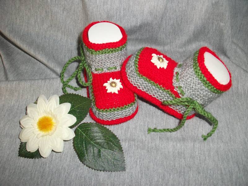 Babyschuhe Gestrickt "Trachtenmode" von Sockenreich