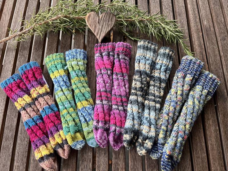 stricksocken Für Kinder - Gr. 19 25 20 21 22 23 24 Spiralsocken Kleine Füße Socken Handgestrickt von SockeundStich