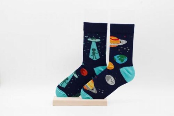 Ufo Alien Planets Unisex Socken, Lustige Verrückte Bunte Geschenkidee, Perfektes Geschenk, Mismatched von SocksWorld001