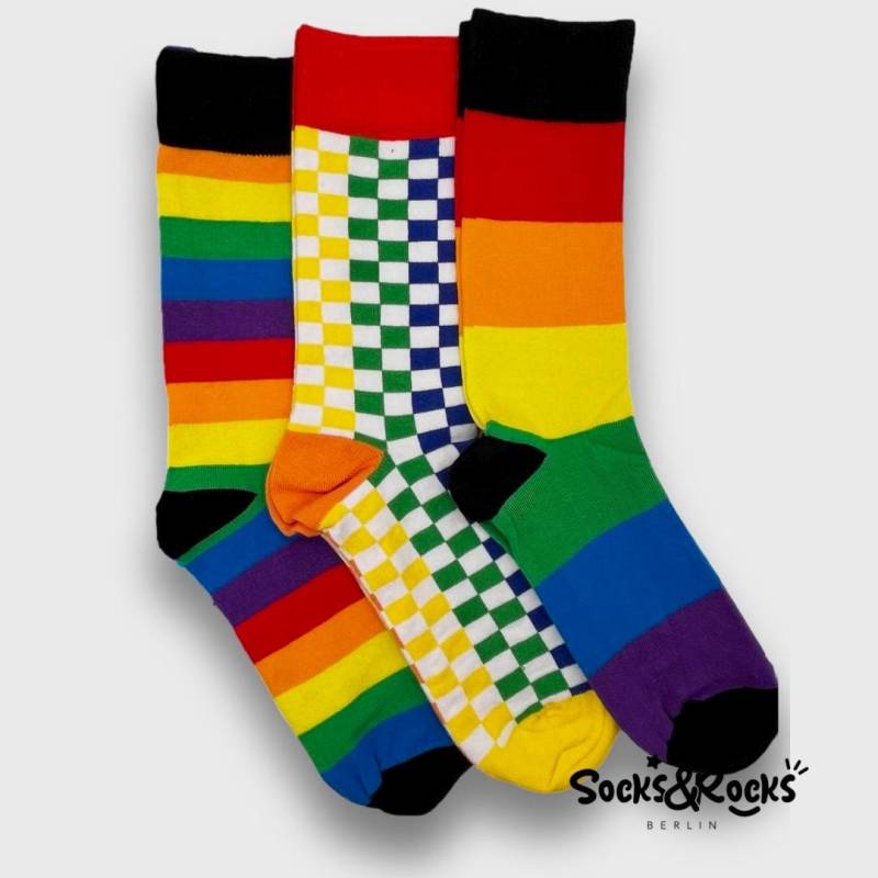 Bunte Socken | Lgbt Gemälde Pride Karierte Geschenk Für Gays Herrensocken Regenbogen Mode Farbe Gestreifte von SocksundRocks