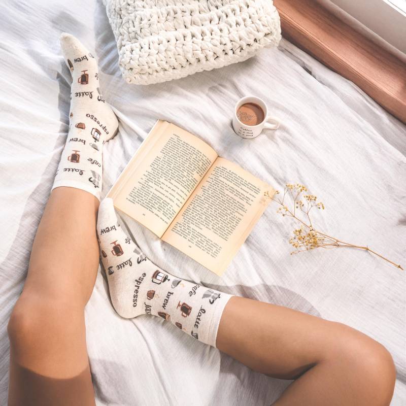 Kaffee Socken | Für Kaffee-Fans Unisex Geschenke Muster Kaffeeliebhaber Geschenk Damen von SocksundRocks