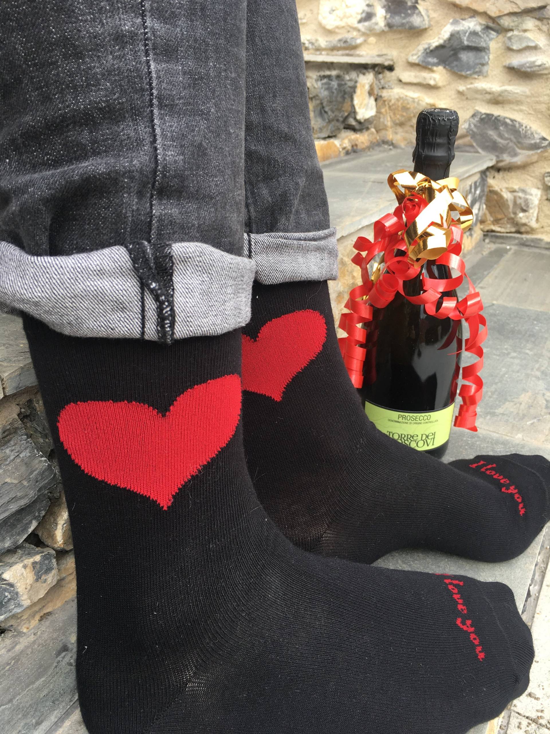 "Herren Oder Damen "I Love You' Rote Herz Socken." Valentinstag, Jahrestag, Hochzeit, Verlobung. Erhältlich in 2 Größen von Socksupermarket
