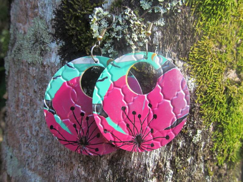Pinke Blumen Creolen Schmuck Aus Recycelten Aluminium Dosen von Soda2Art