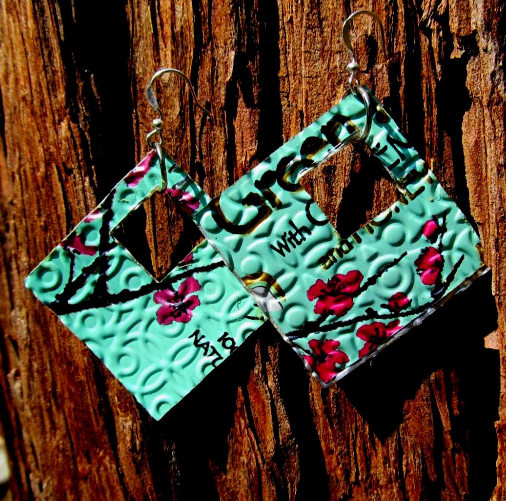 Upcycled Getränkedose Ohrringe Aluminium Kirschblüten, Umweltfreundlicher Schmuck von Soda2Art