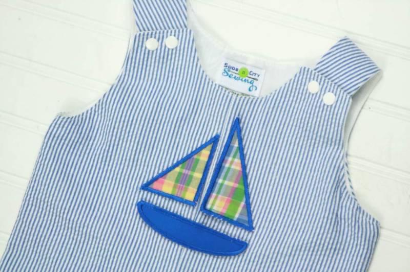 Baby Segelboot Romper - Boot Seersucker Jon Jungen Shortall Kleidung Für Sommer Kleinkind Overall Baby Segelboot Romper - Boot Seersucker Jon Jungen Shortall Kleidung Für Sommer Kleinkind Overall von SodaCitySewing