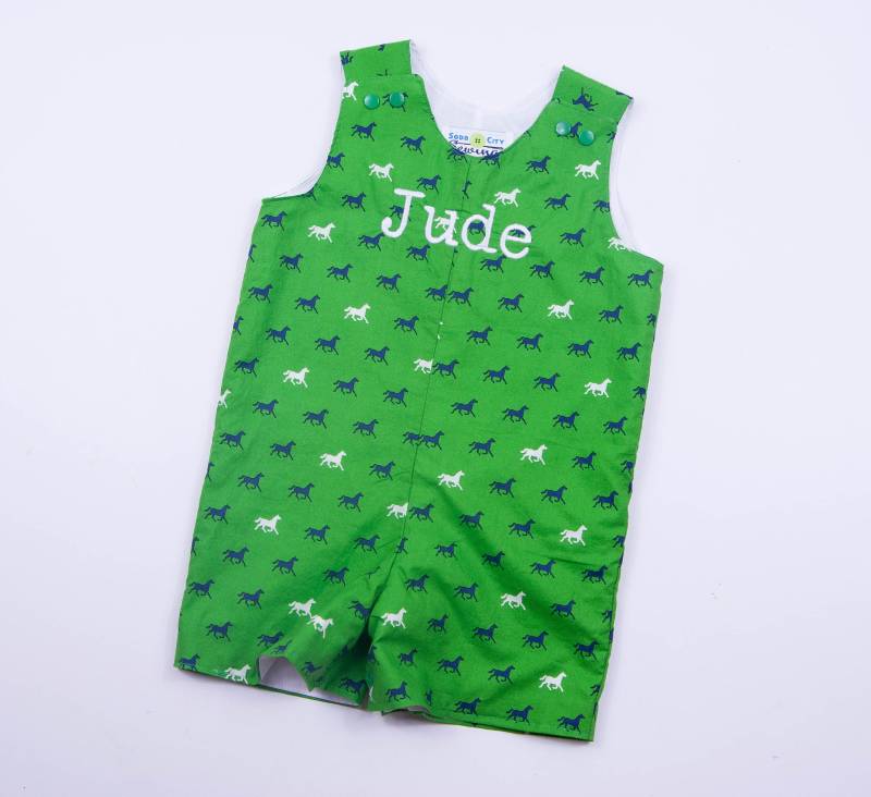 Jungen Pferd Shortall Strampler - Navy & Kelly Green Latzhose Kleidung Für Kleinen Liebhaber Geschenk Baby Junge Monogramm Steeplechase Outfit von SodaCitySewing