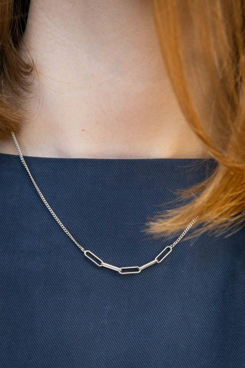 Amelia Halskette, Minimalist Sterling Silber Oval Ketten Grosse Glieder Zarte Halskette Kette, Gliederkette Amelia Halskette, Minimalist Sterling Silber Oval Ketten Grosse Glieder Zarte Halskette Kette, Gliederkette von SofiaKovJewelry