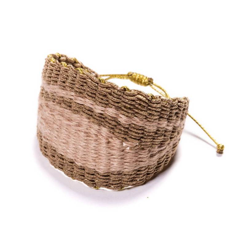 Textiler Armreif, Handgewebtes Armband, Statement Moderner Schmuck, Einzigartiger Handgefertigter Original Design, Gold Und Beige von SofiaPaschou