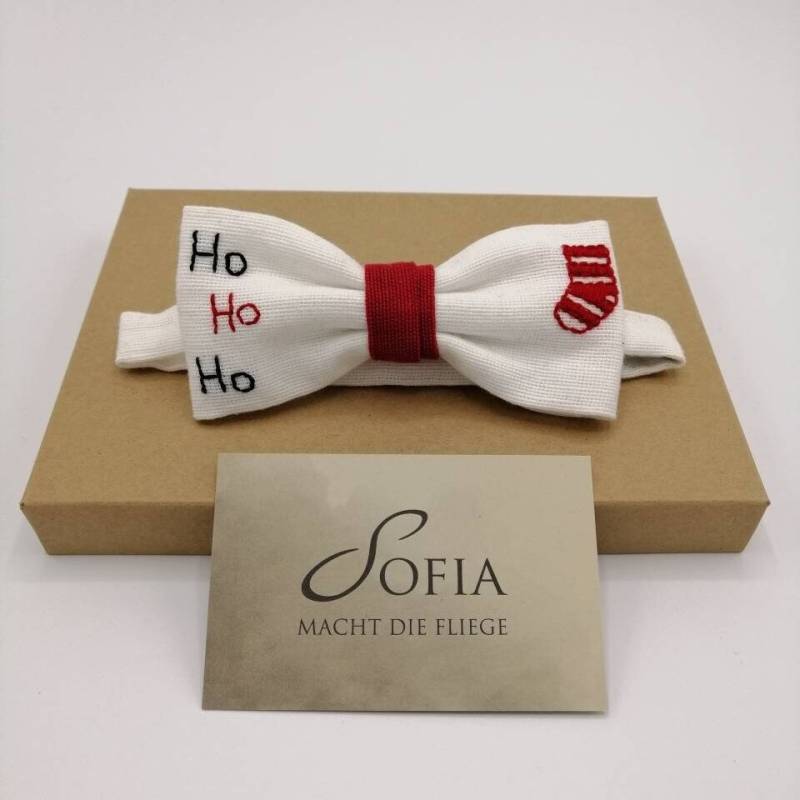 Fliege Hohoho, Bow Tie, Baumwolle Bestickt, Weihnachten, Handgefertigt, Unikat, Sofia Macht Die Fliege, Sofiamachtdiefliege von SofiamachtdieFliege