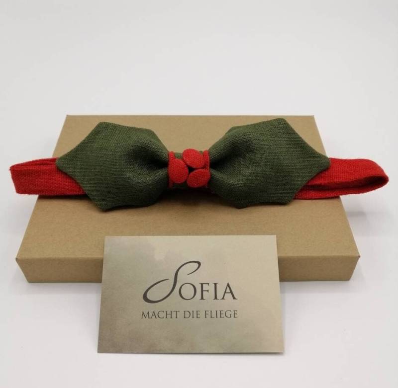 Fliege Stechpalme, Bow Tie, Leinen, Handgefertigt, Dunkelgrün, Rot, Blatt, Weihnachten, Sofia Macht Die Fliege, Sofiamachtdiefliege von SofiamachtdieFliege