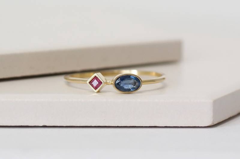 14K Blauer Saphirring, Natürlicher Saphir-Verlobungsring, Rubin Und Saphir-Ehering, September Birthstone Ring, Versprechensring von SofiandAmiaJewellery