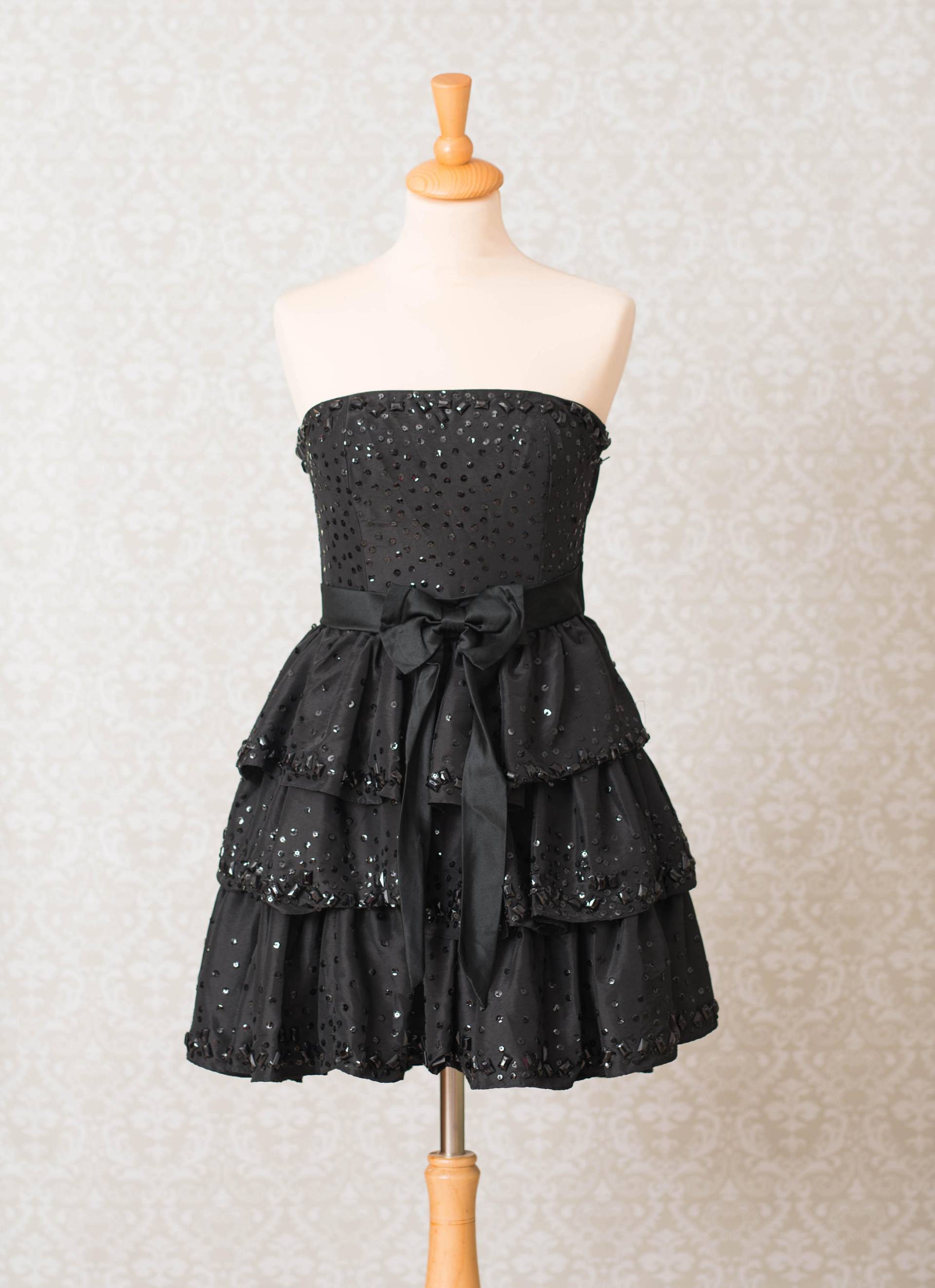 Betsey Johnson Schwarze Perlen Pailletten Rüschen Partei Kleid von SofiasVintageAndMore