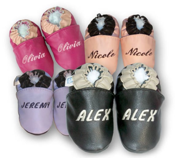 Benutzerdefinierte Monogrammiert Alleinige Lederschuh Baby Booties, Personalisierte Machte in Montreal Babyschuhe Schuhe-Leder Schuhe-Monogramm von SoftSoulBabyShoes