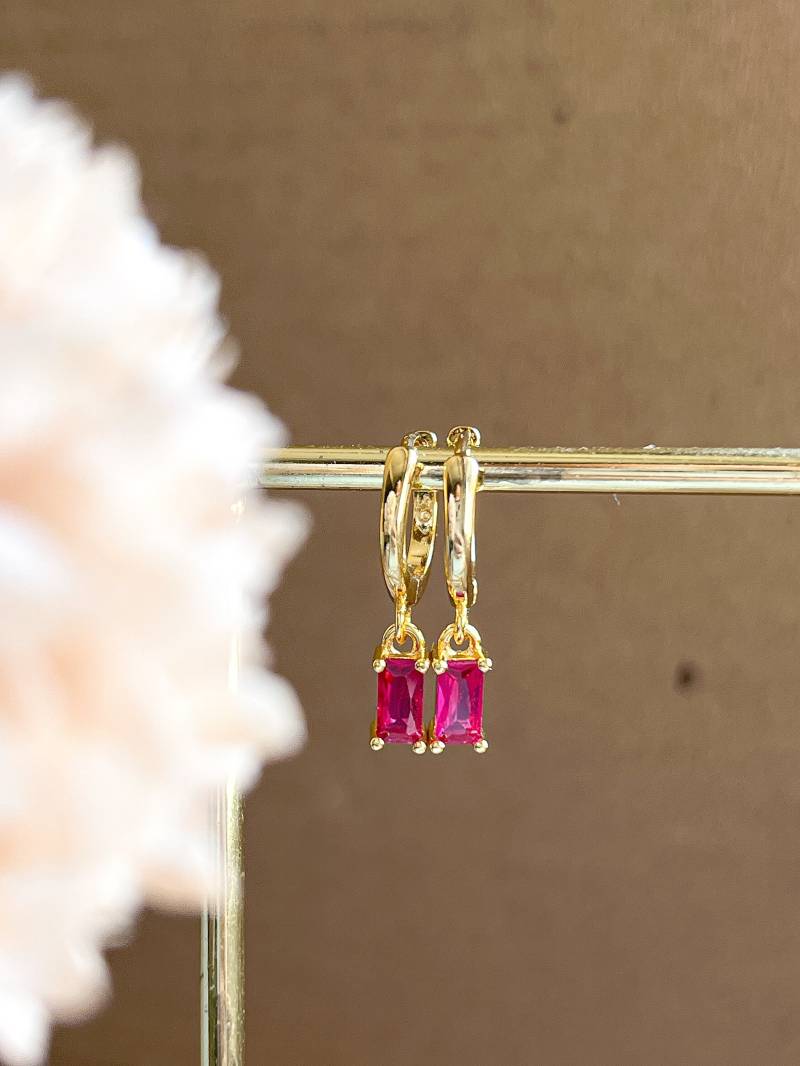 Zarte Magenta Stein Ohrringe | Minimale Für Freundin| Geschenk Sie| Den Sommer Geburtsstein Rosa von SogoldnJewelry