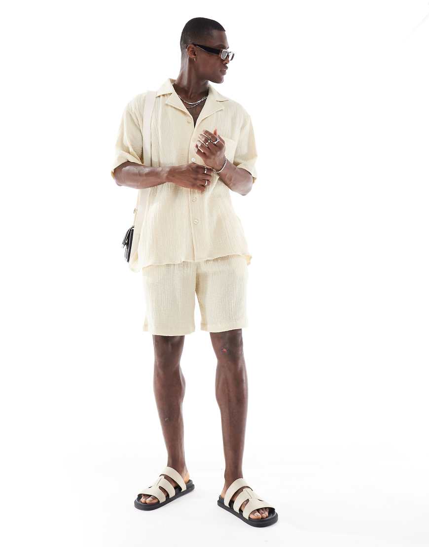 Sol Beach - Weiche Strandshorts in Creme-Braun von Sol Beach