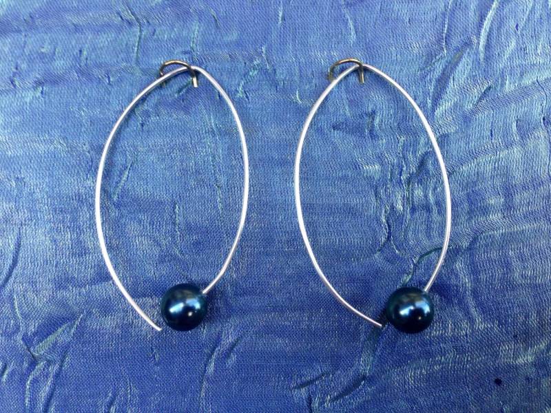 sterling Silber Ohrringe Mit Swarovski Perlen | Tahiti Farbe sterling Silber Ohrringe Mit Swarovski Perlen | Tahiti Farbe von SolArtStudios