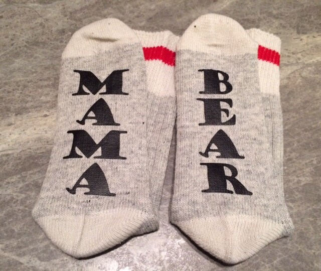 Mama... Bär Oder Papa... | Wort Socken - Lustige Scherzartikel von SolelySocks