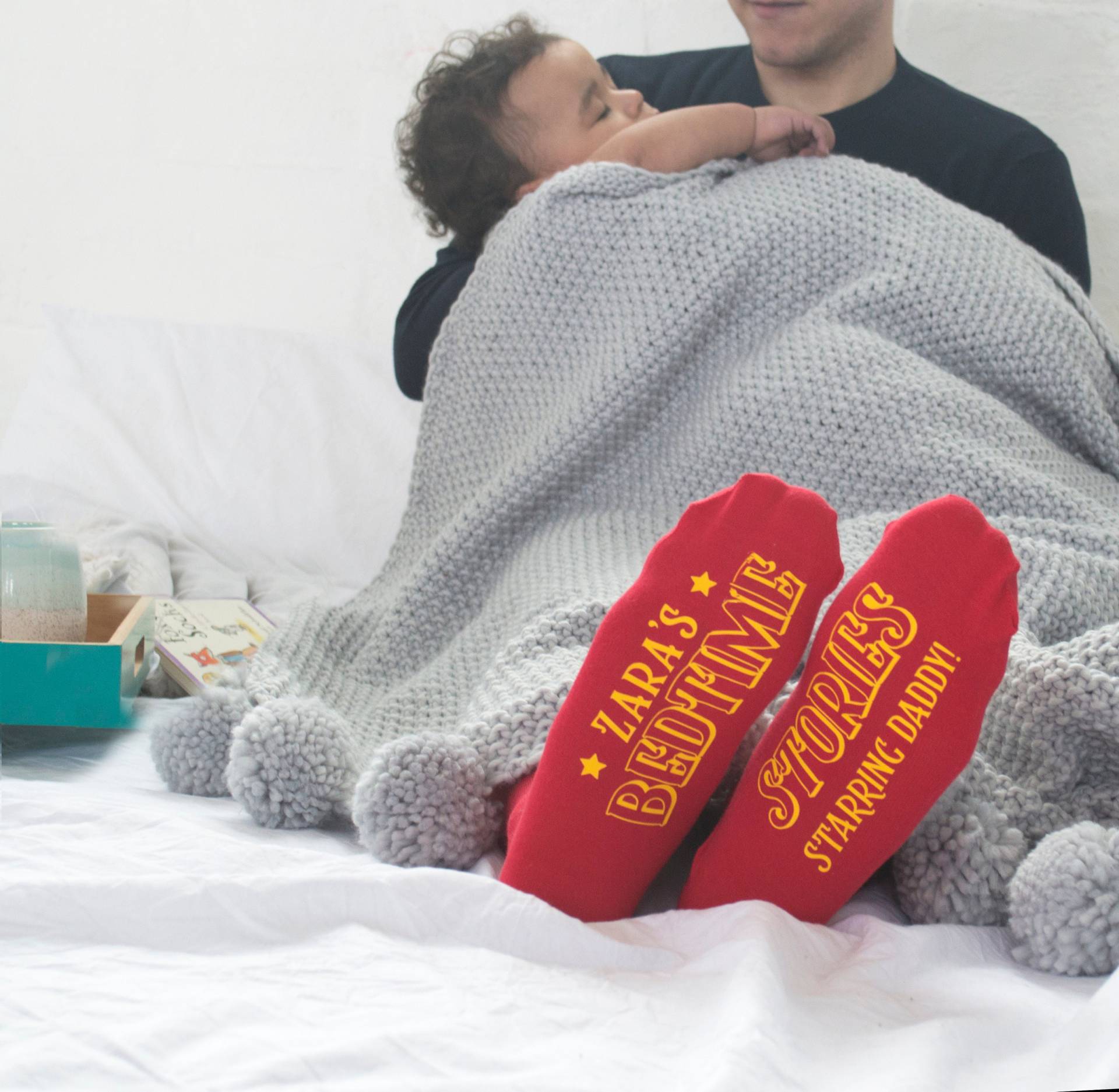 Personalisierte Zirkus Gute Nacht Geschichte Socken | Geschenke Für Papa Vatertag Muttertag Von Den Kindern Zuordenbare Süße von Solesmith
