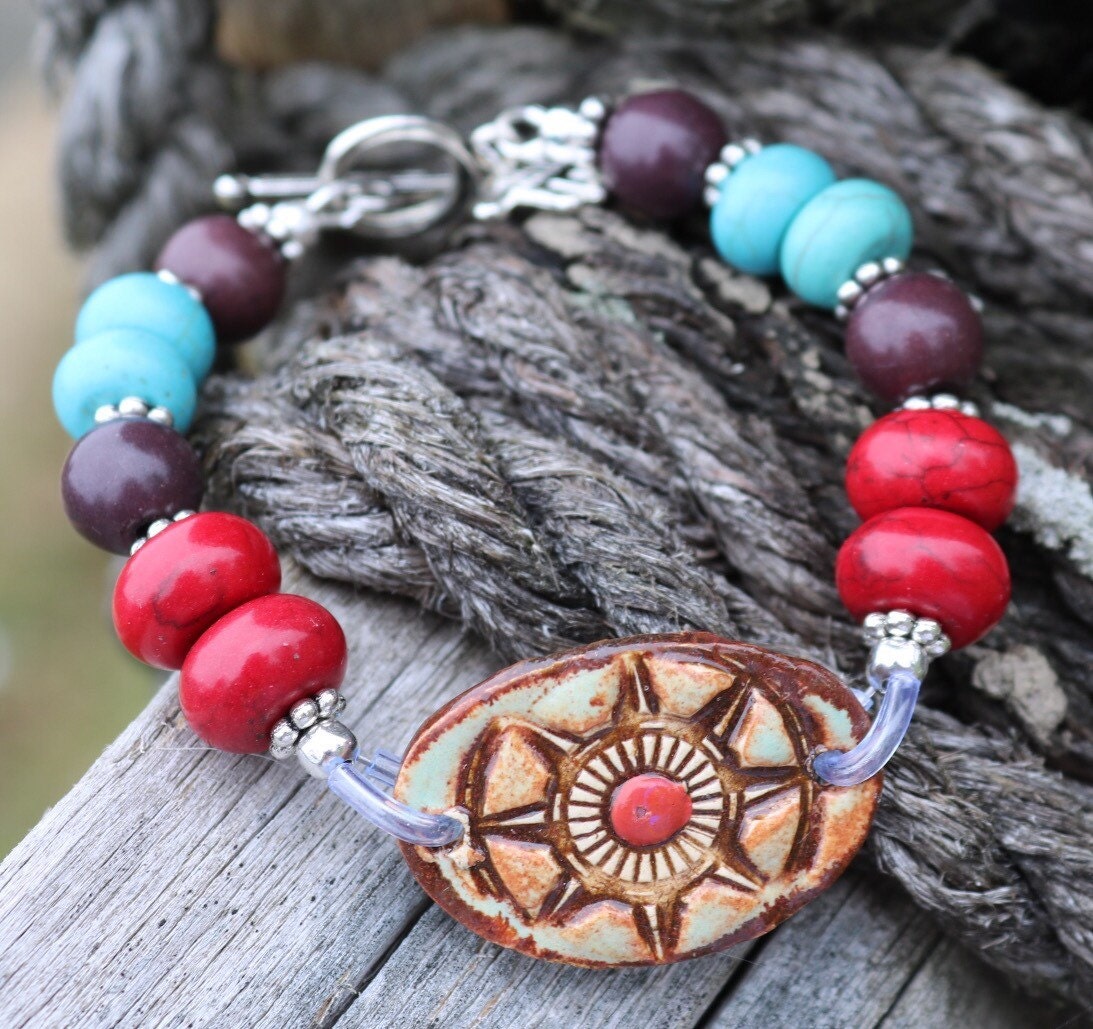 Westlichen Rodeo Cowgirl Handgefertigte Artisan Ton Anhänger Armband - Southwestern Flair Westlichen Rodeo Cowgirl Handgefertigte Artisan Ton Anhänger Armband - Southwestern Flair von SolisOccasusBling