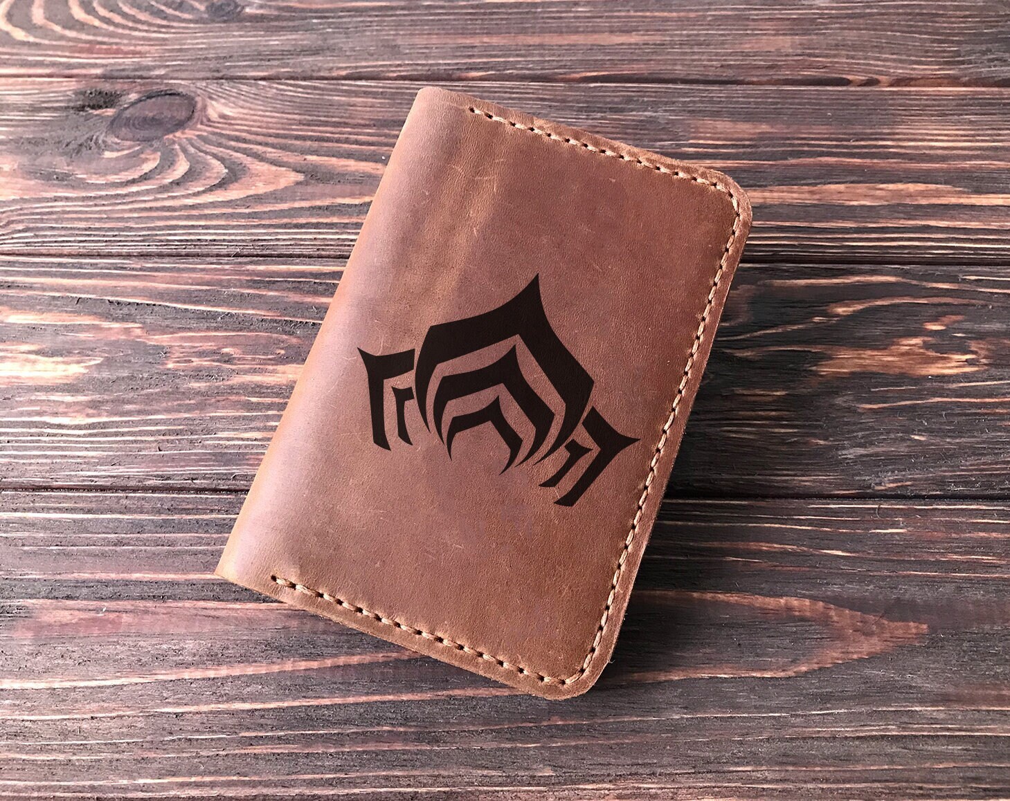 Weihnachtsgeschenk Für Gamer Warframe Passport Portemonnaie Cover Leder Holder Personalisiertes Geschenk Ihn Geek Männer S15 von SolitaryDeer