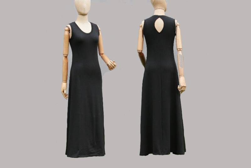 Schwarzes Maxi Kleid, Schlüsselloch Rücken, Bio Baumwolle Jersey, Damenkleidung, Casual Long, Slow Fashion, Handmade, Boho von SolmodeDesign