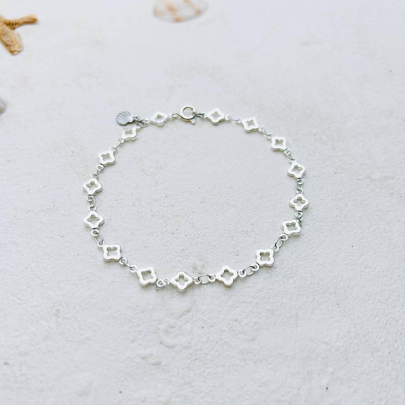 Clover Armband Silber Eleganter Glücksbringer, Zierlich, Vergoldet, Ornamente, Gold Oder Silber, Verstellbar, Kombinierbar, Überraschung von SoloIoStudio